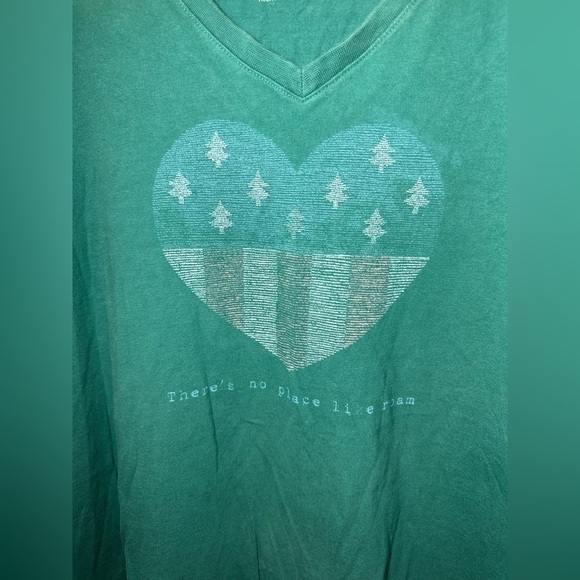 Life is Good Women’s Sz XXL Green Long Sleeve T-Shirt V-neck HEART TREE FLAG - Picture 4 of 7